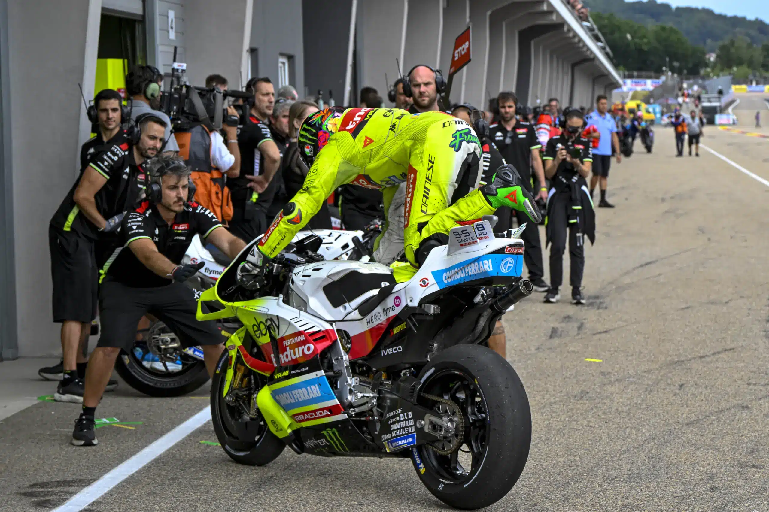 Parázs viták után végre eldőlt, marad-e a kétmotoros szabály a MotoGP-ben