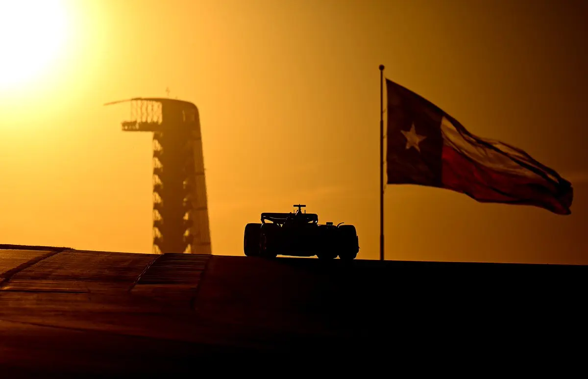 A baglyoknak kedvez az F1 és a MotoGP hétvégi menetrendje